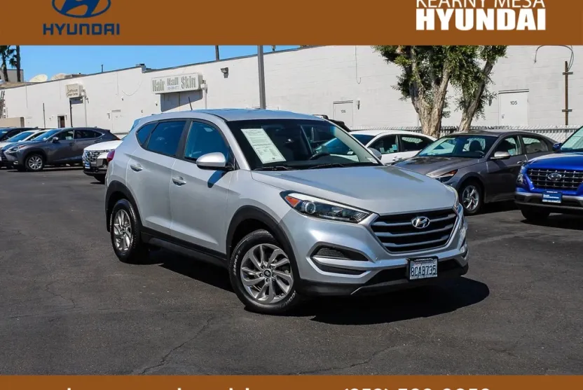 2017 Hyundai Tucson SE photo 1