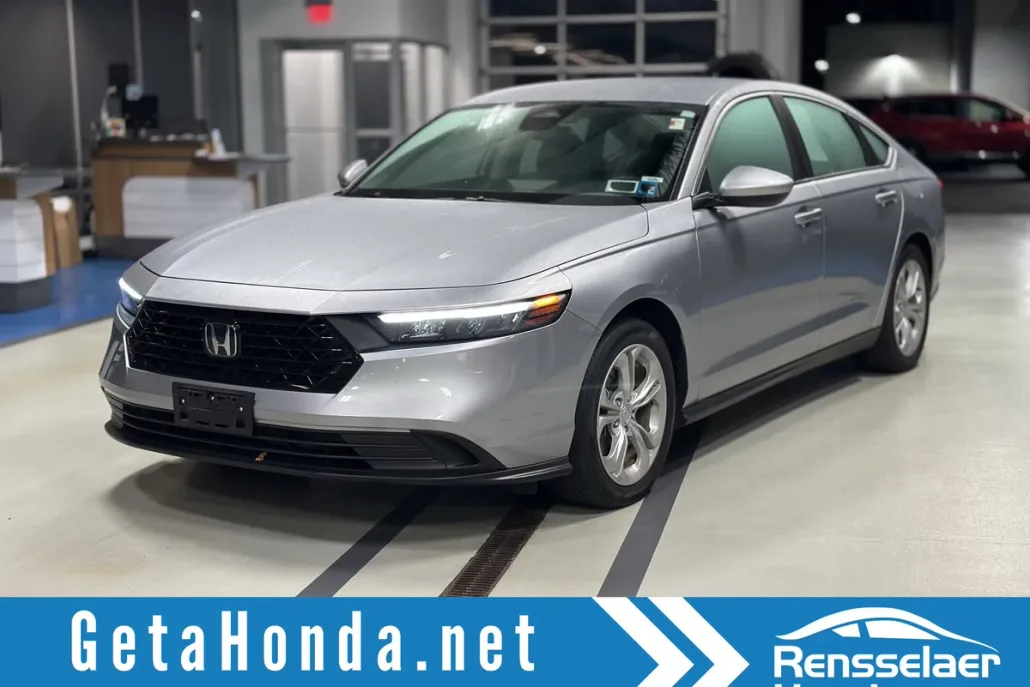 2023 Honda Accord LX photo 1