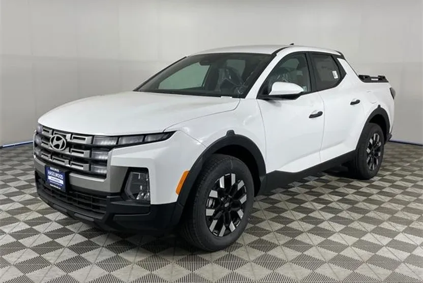 2025 Hyundai Santa Cruz SE photo 1