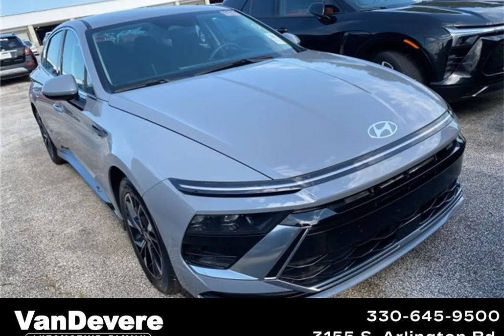 2024 Hyundai Sonata SEL photo 1