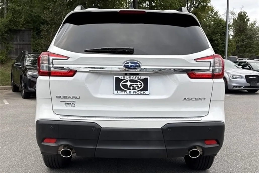 2025 Subaru Ascent Premium photo 1
