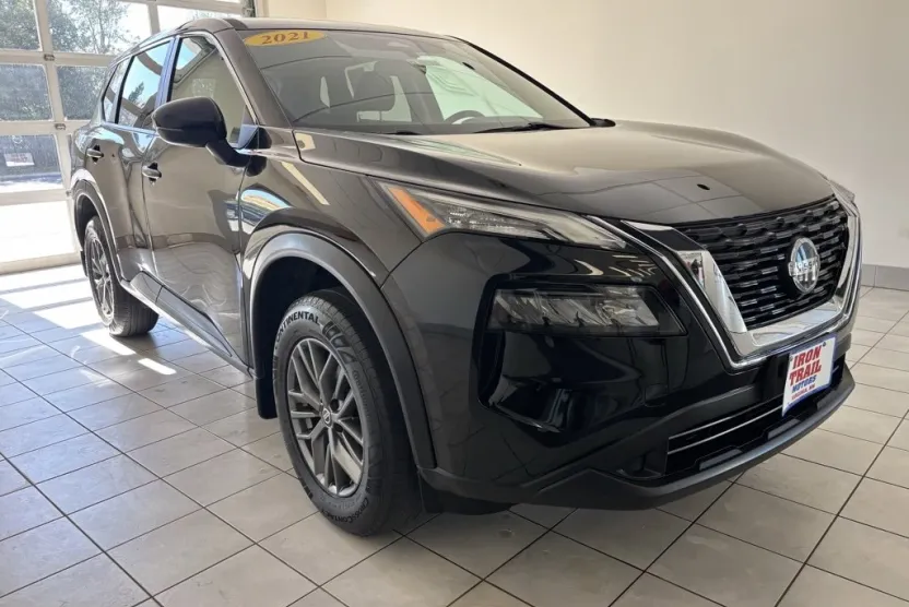 2021 Nissan Rogue S AWD photo 1