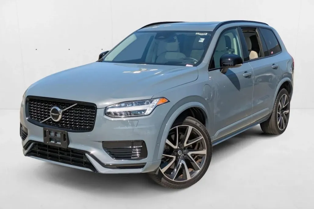 2023 Volvo XC90 Recharge T8 Ultimate photo 1