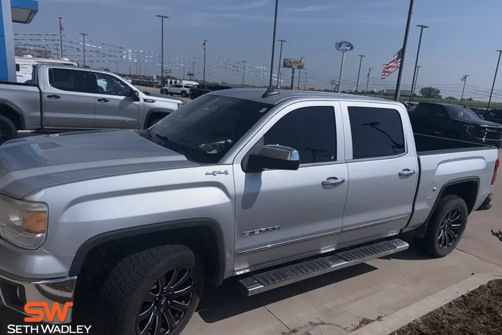 2015 Gmc Sierra 1500 SLT photo 1