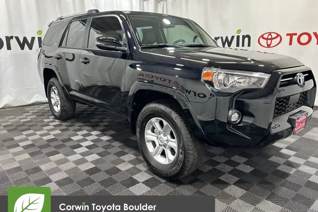 2024 Toyota 4Runner SR5 Premium photo 1