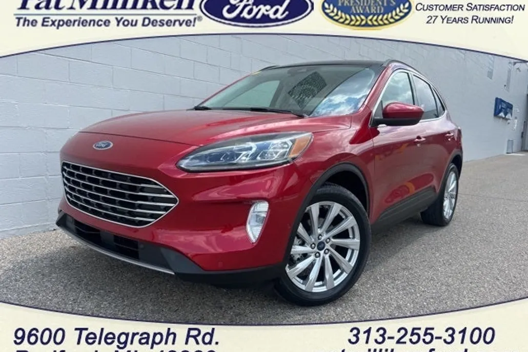 2022 Ford Escape Titanium photo 1