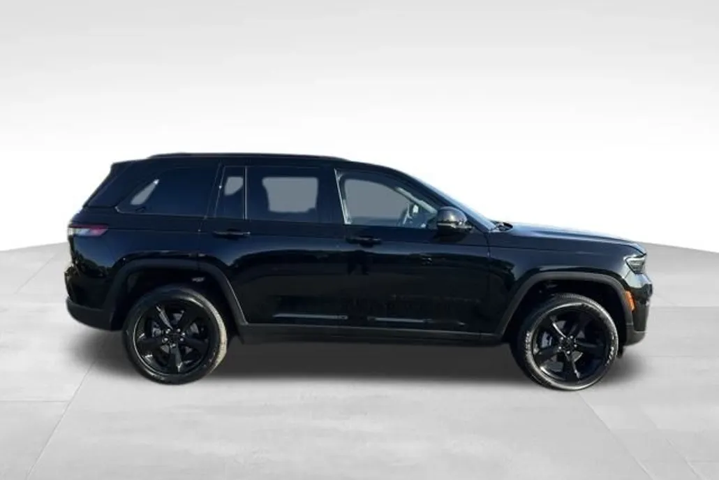 2025 Jeep Grand Cherokee Altitude X photo 1