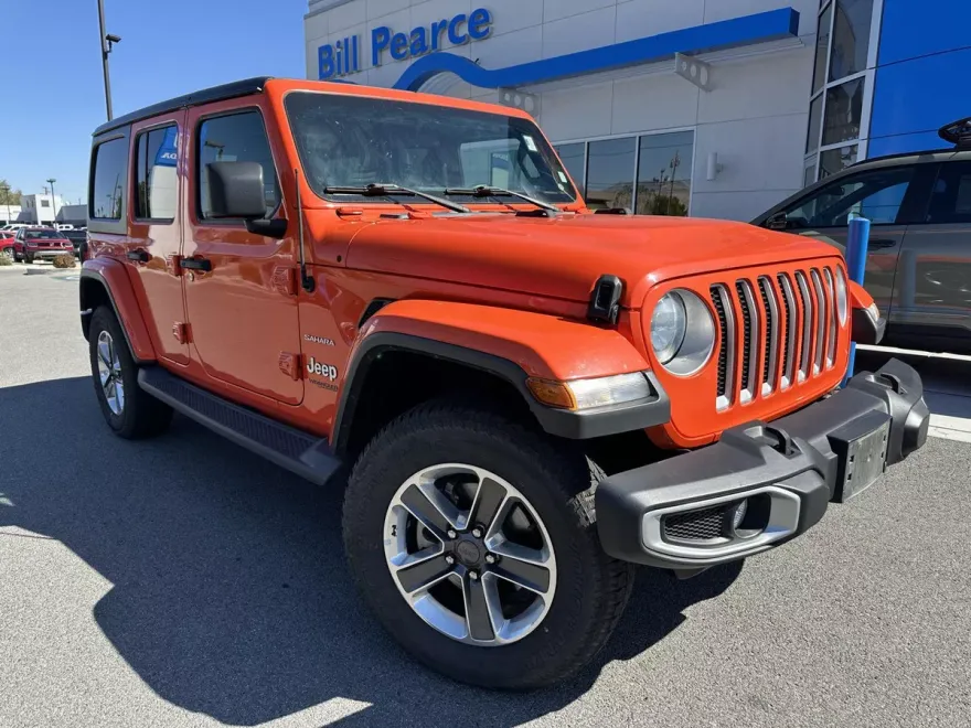 2018 Jeep Wrangler Unlimited Sahara photo 1