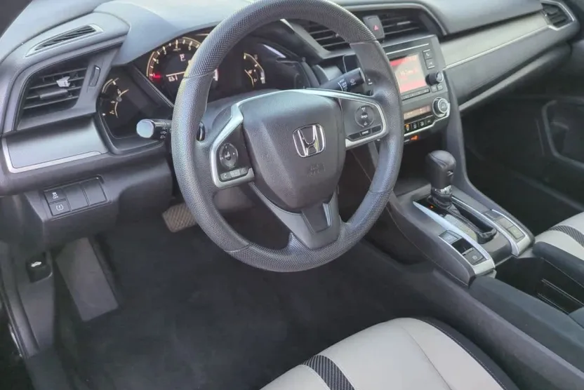 2016 Honda Civic LX photo 1