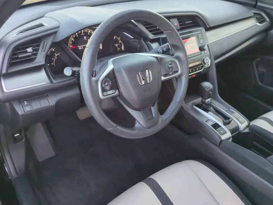 2016 Honda Civic LX photo 1