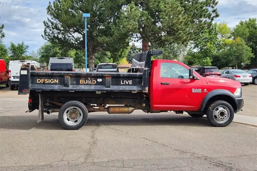 2017 Ram 5500 Tradesman SLT photo 1