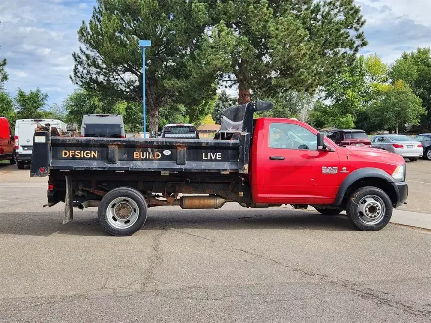 2017 Ram 5500 Tradesman SLT photo 1