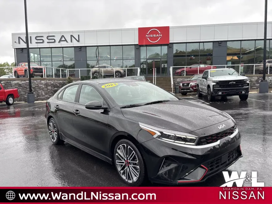 2023 Kia Forte GT photo 1