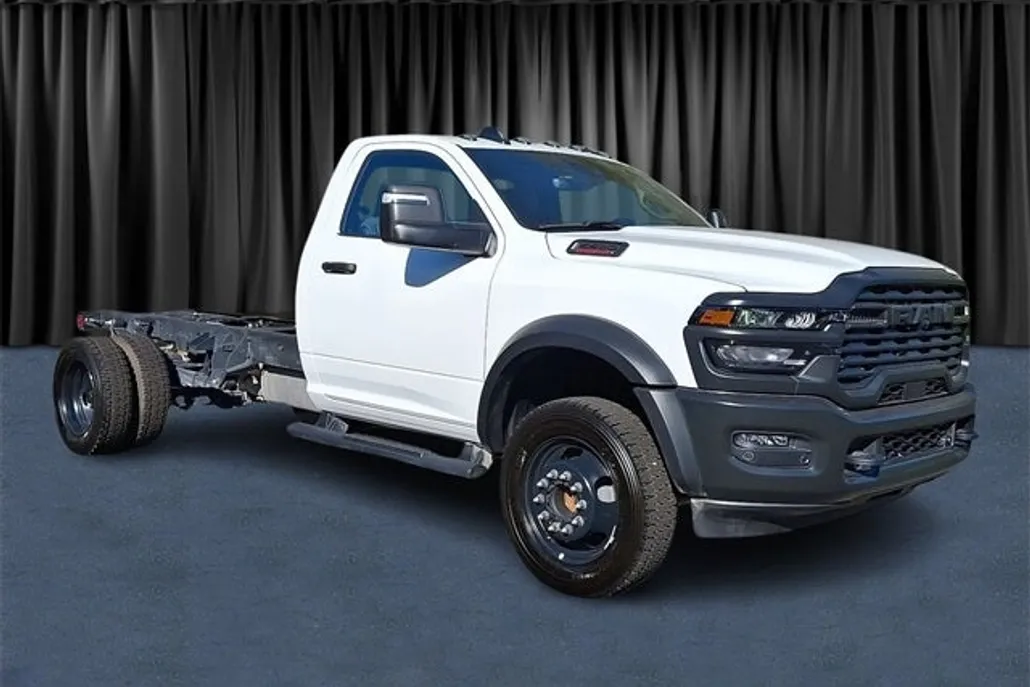 2025 Ram 5500 photo 1