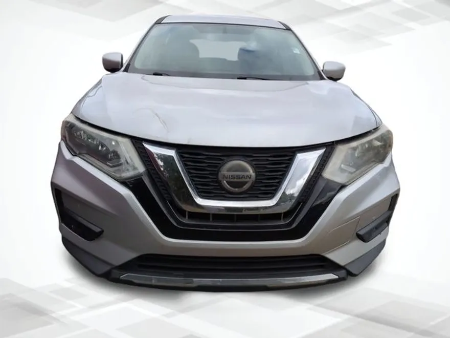 2018 Nissan Rogue S photo 1