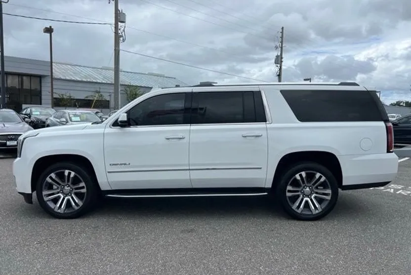 2020 Gmc Yukon XL Denali photo 1