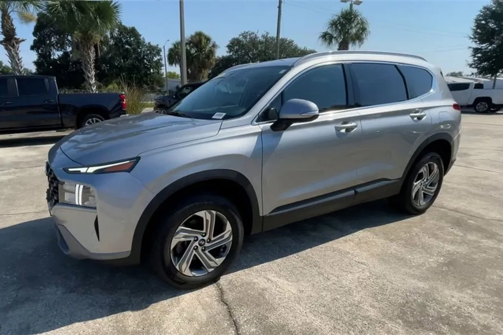 2023 Hyundai Santa Fe SEL photo 1