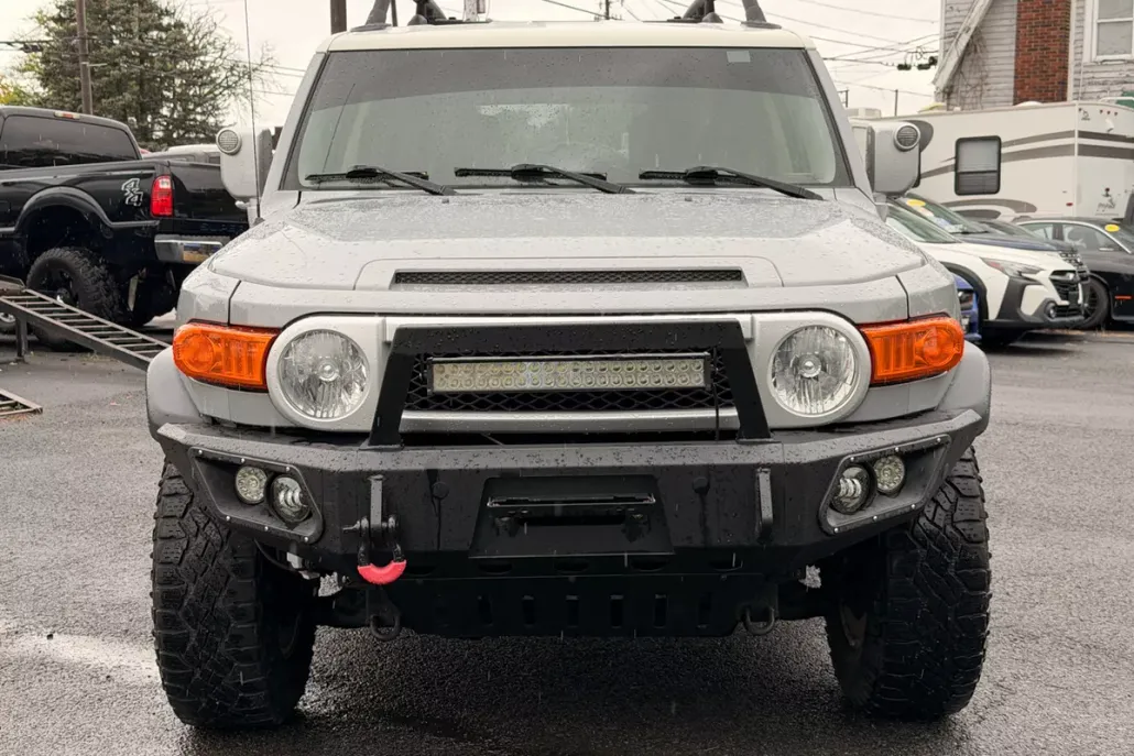 2014 Toyota FJ Cruiser Trail Teams Special Edition photo 1