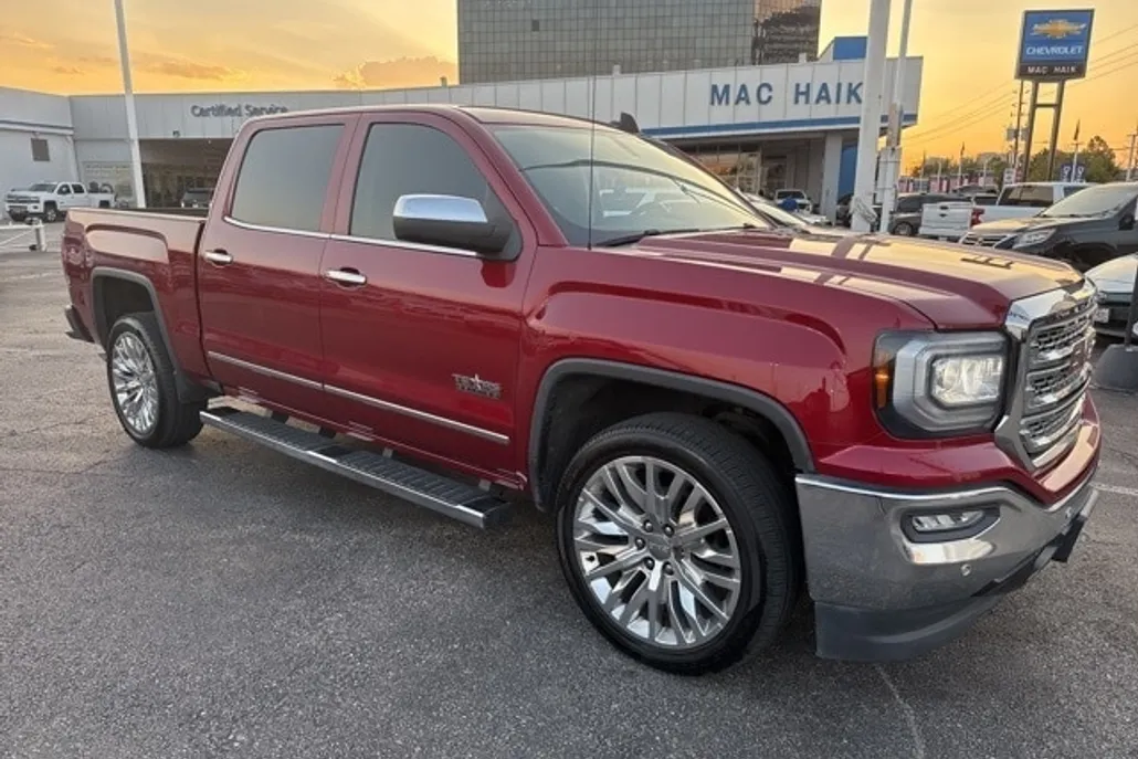 2018 Gmc Sierra 1500 SLT photo 1