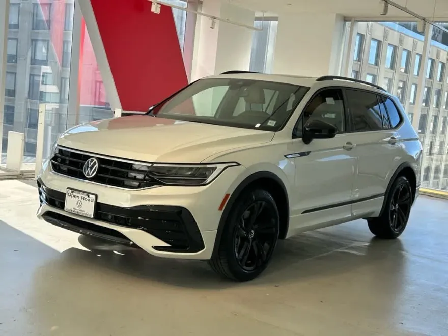2023 Volkswagen Tiguan SE R-Line Black photo 1