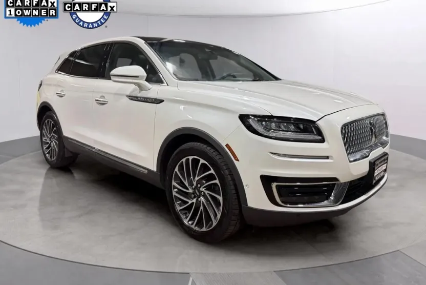 2019 Lincoln Nautilus Reserve photo 1