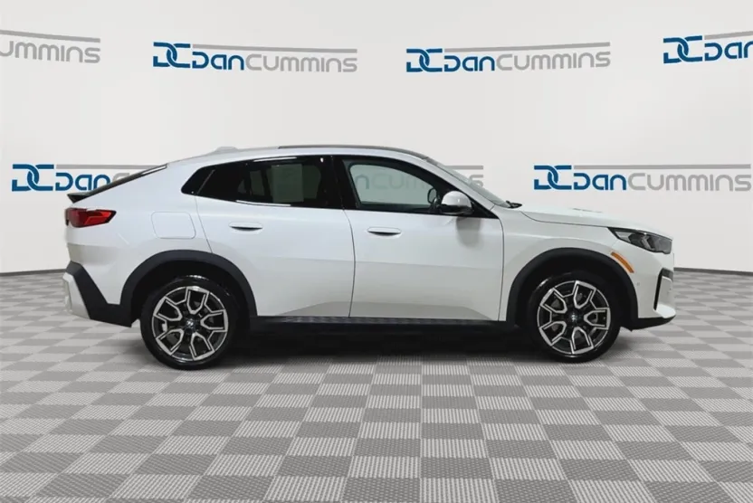 2024 Bmw X2 xDrive28i photo 1