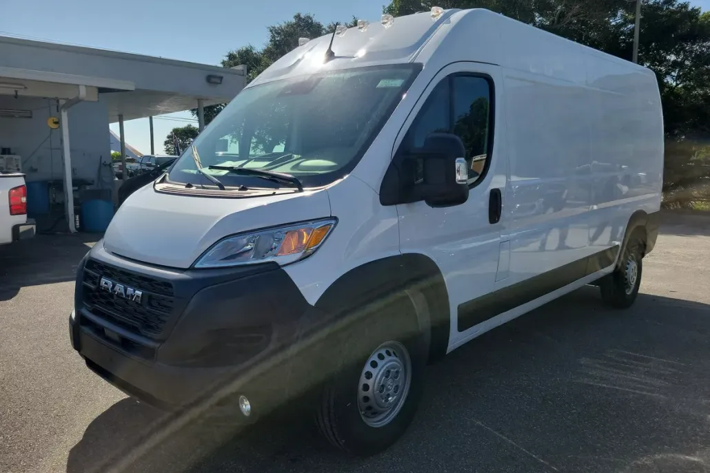 2025 Ram ProMaster 2500 Cargo Van photo 1