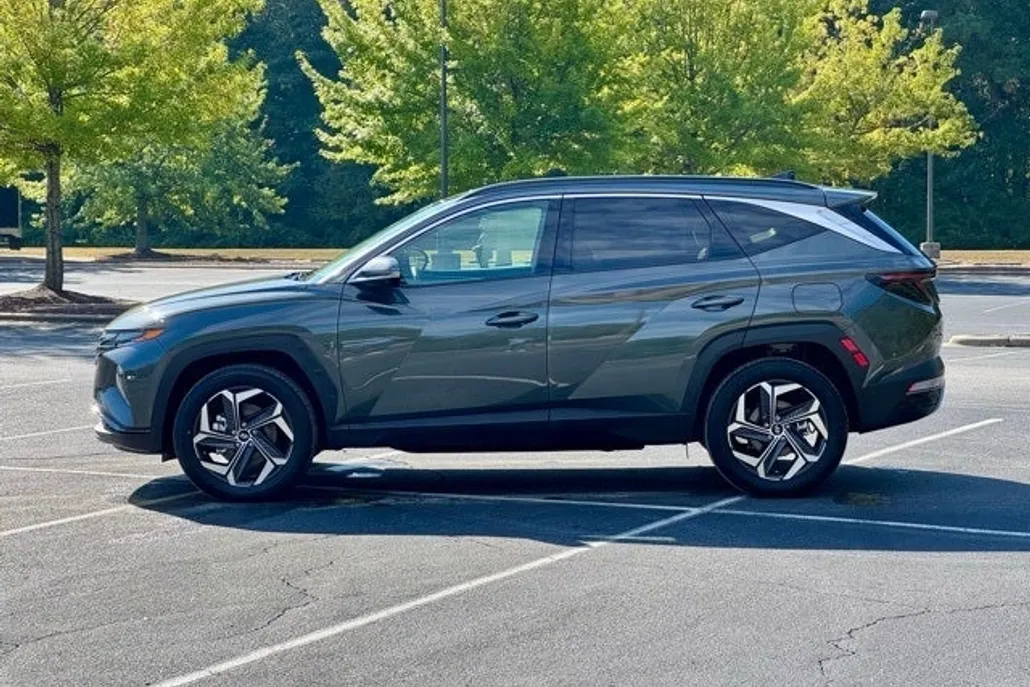 2024 Hyundai Tucson Hybrid Limited photo 1