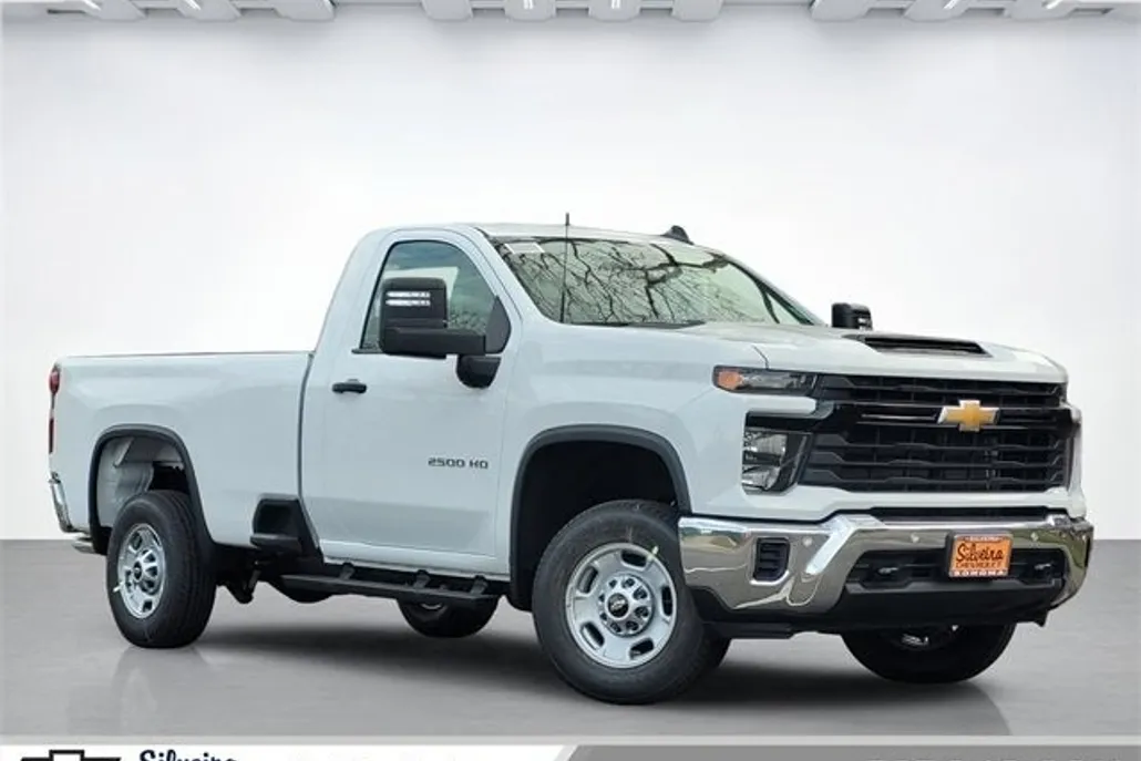2025 Chevrolet Silverado 2500HD photo 1