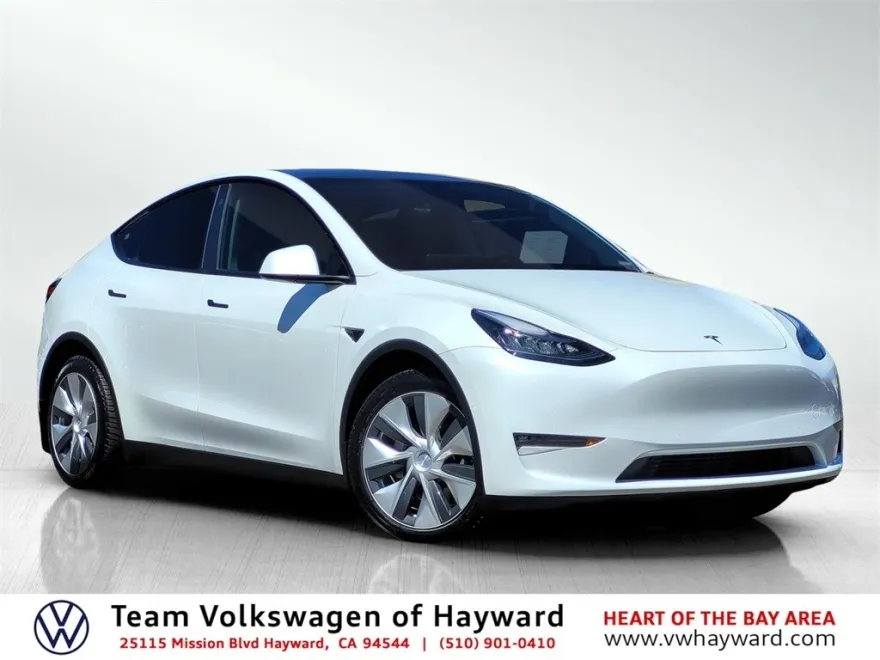 2021 Tesla Model Y Long Range photo 1