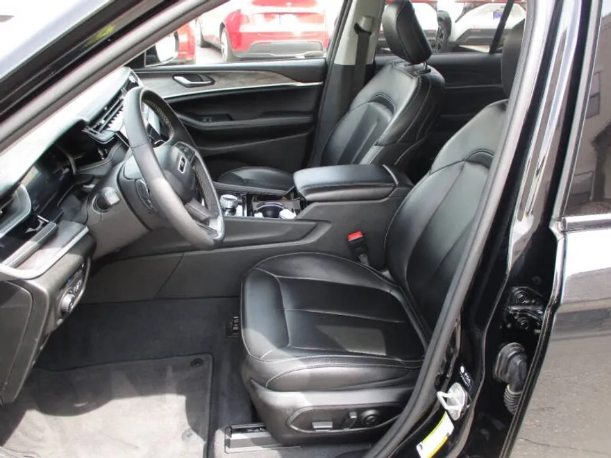 2023 Jeep Grand Cherokee 4xe photo 1