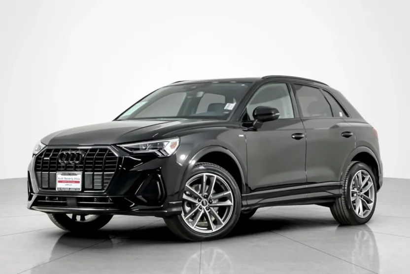 2025 Audi Q3 S line Premium 45 TFSI photo 1