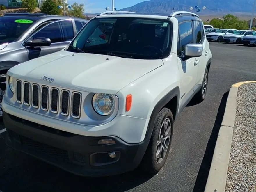 2016 Jeep Renegade Limited photo 1