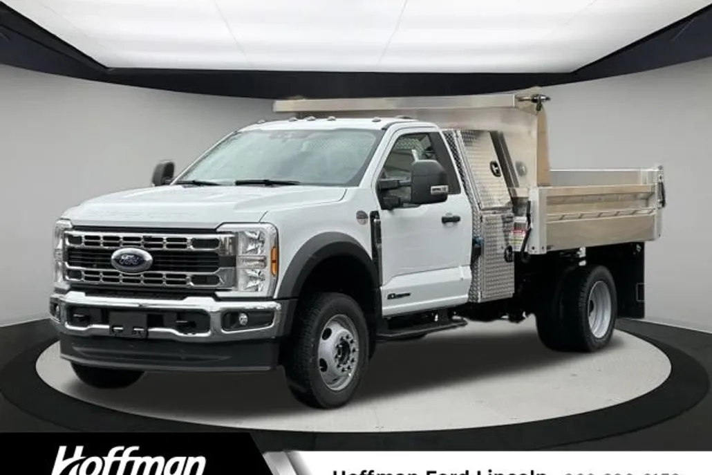 2024 Ford F-550 XL photo 1