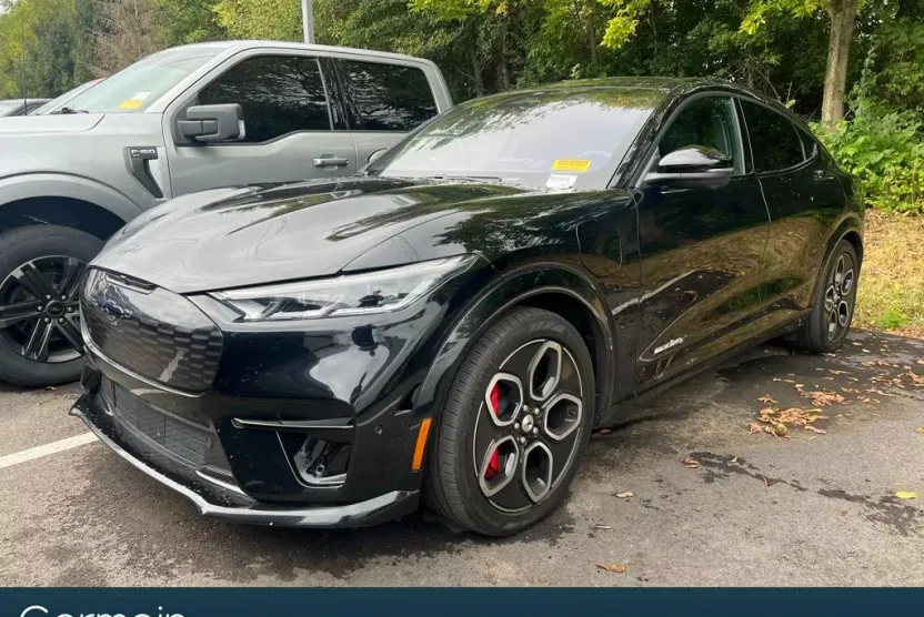 2023 Ford Mustang Mach-E GT photo 1