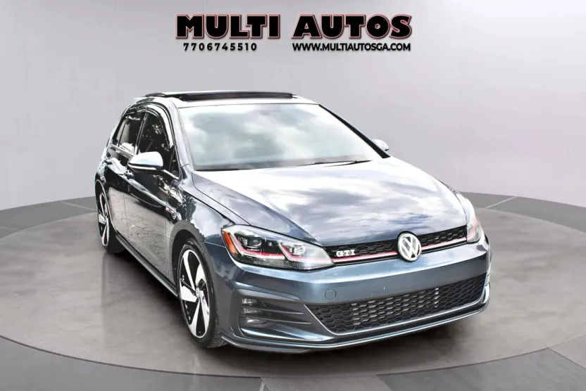 2018 Volkswagen Golf GTI photo 1