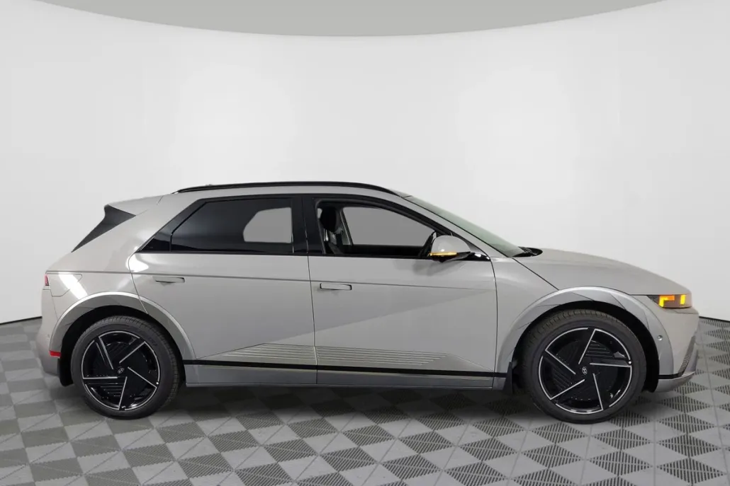 2025 Hyundai Ioniq 5 Limited photo 1