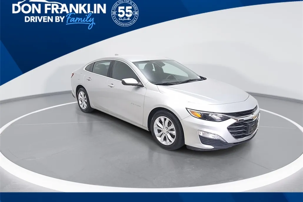 2019 Chevrolet Malibu 1LT photo 1