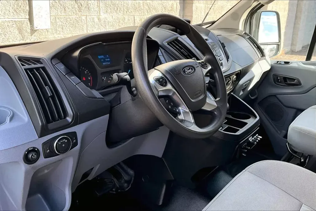 2018 Ford Transit photo 1