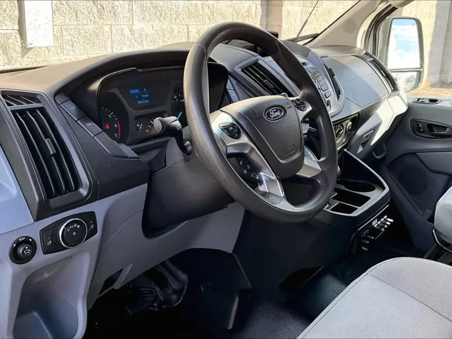 2018 Ford Transit photo 1