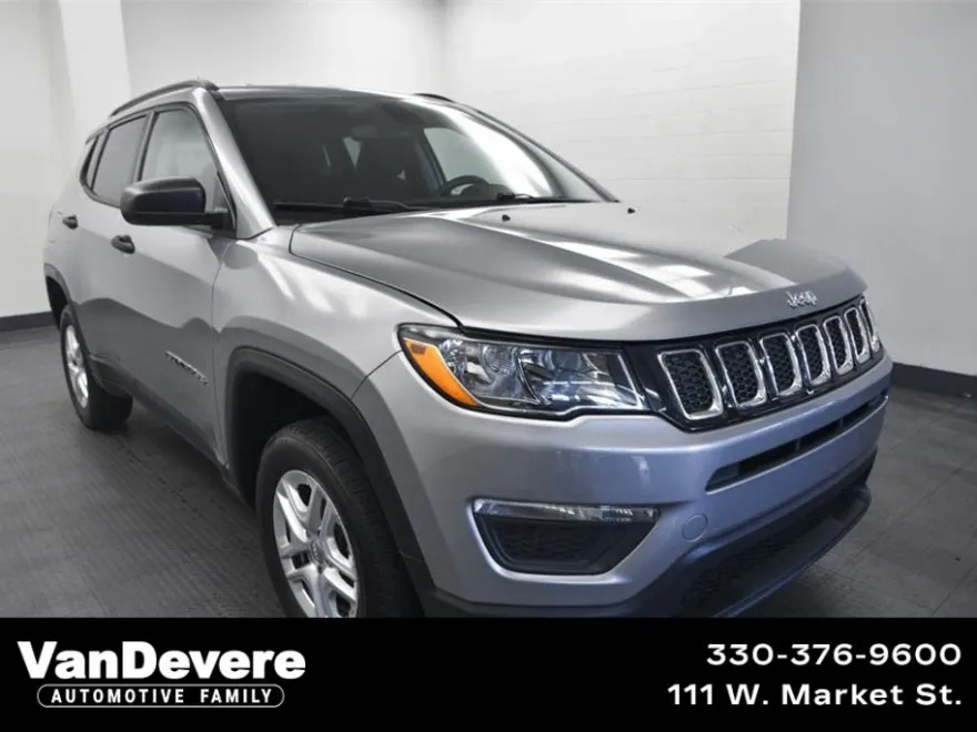 2018 Jeep Compass Sport photo 1