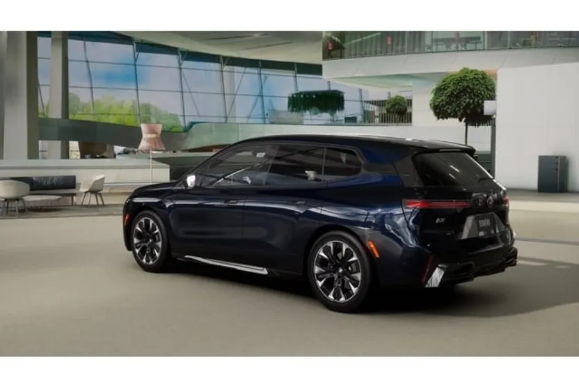 2026 Bmw iX photo 1