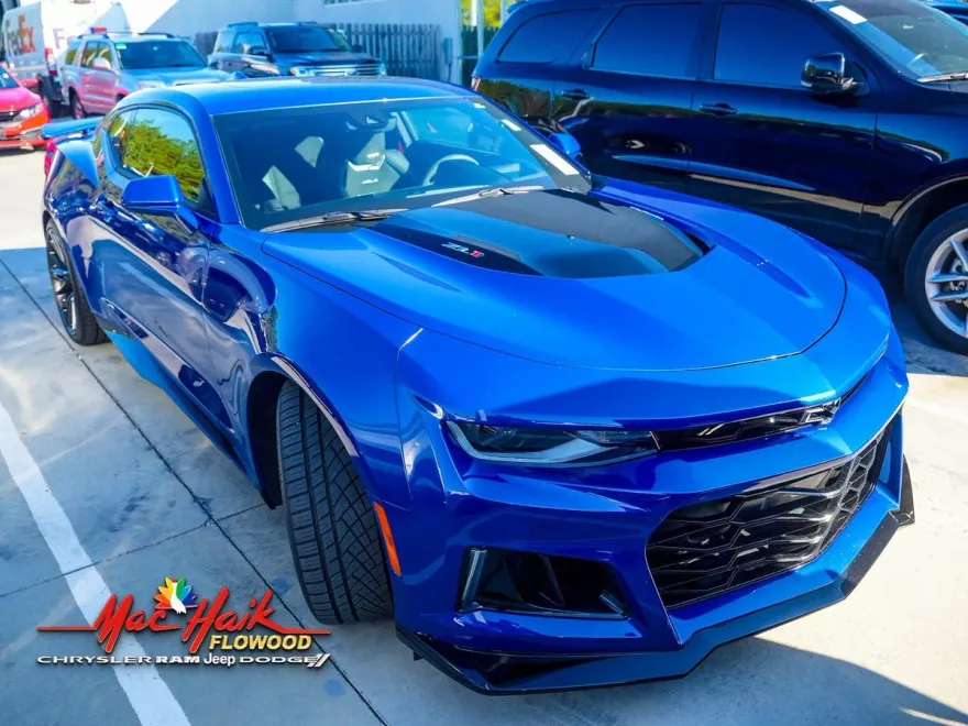 2021 Chevrolet Camaro ZL1 photo 1