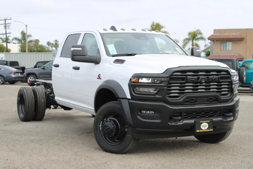 2025 Ram 5500 Tradesman photo 1