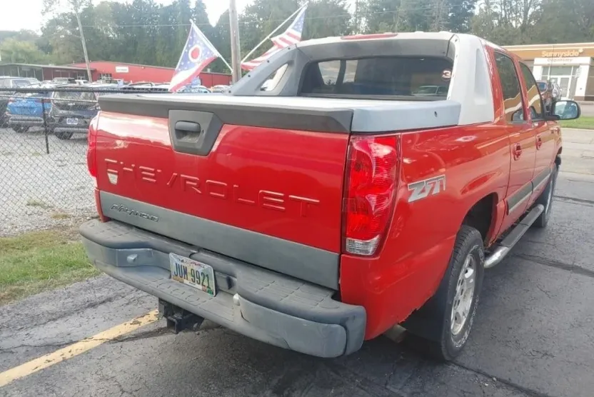 2005 Chevrolet Avalanche Z71 photo 1