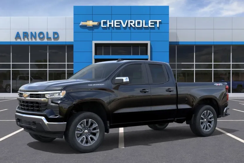 2026 Chevrolet Silverado 1500 LT photo 1