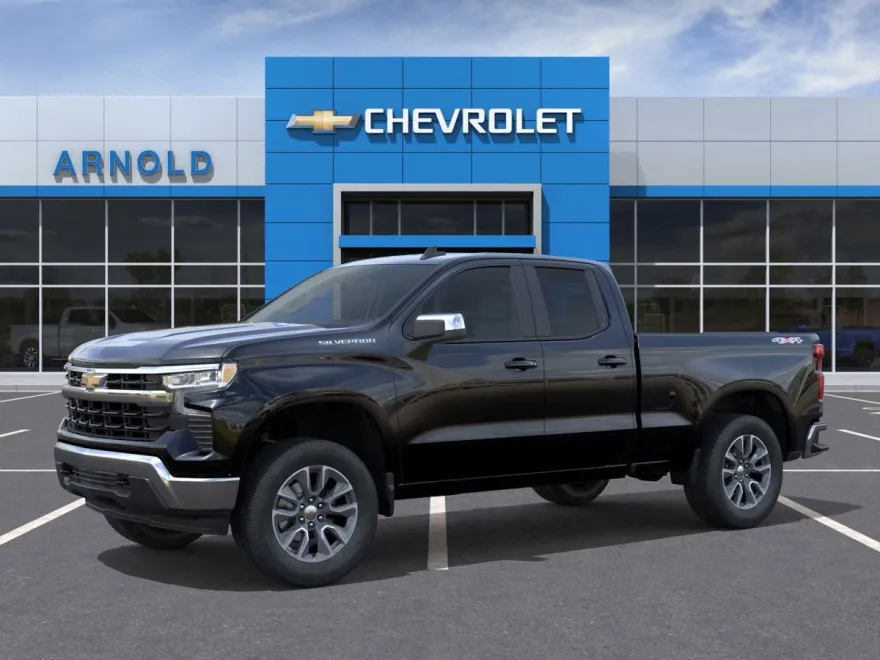 2026 Chevrolet Silverado 1500 LT photo 1