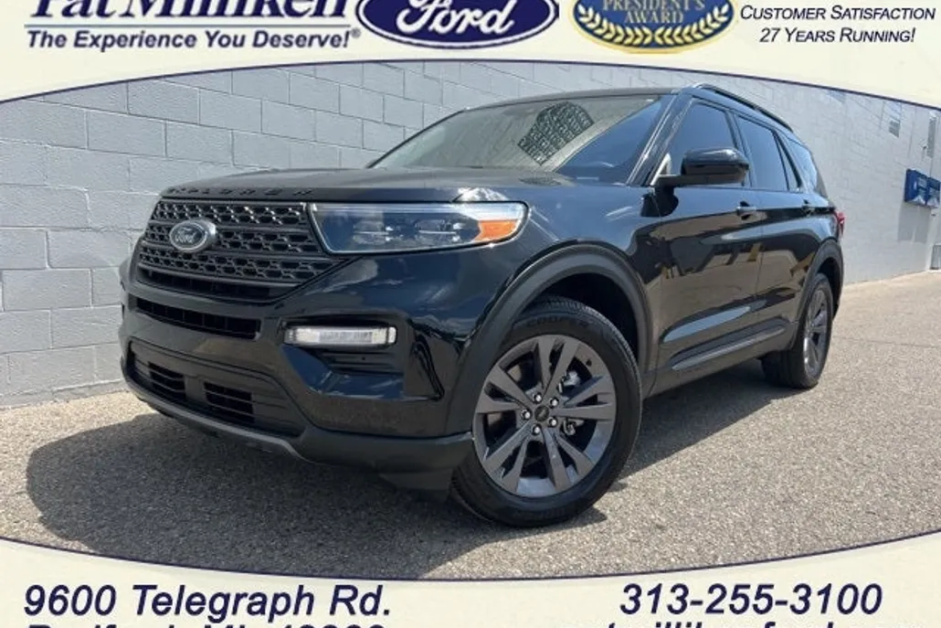 2023 Ford Explorer XLT photo 1
