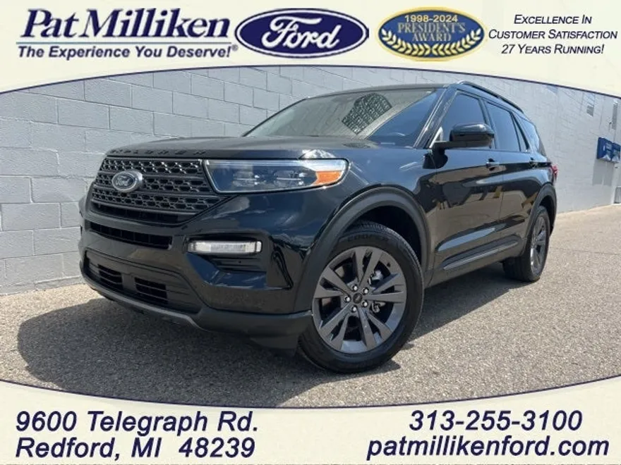 2023 Ford Explorer XLT photo 1
