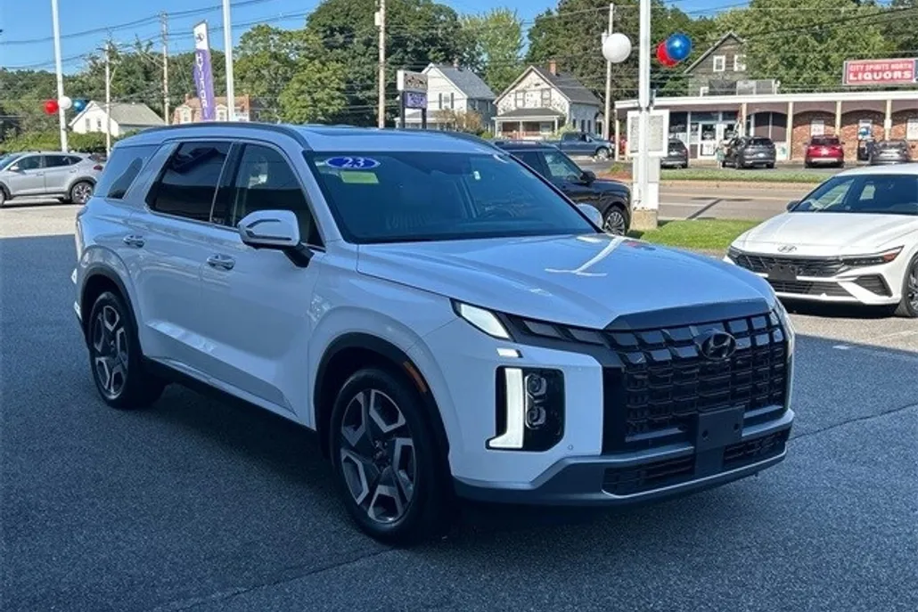 2023 Hyundai Palisade Limited photo 1